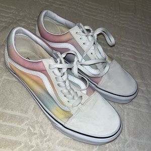 Cute vans!